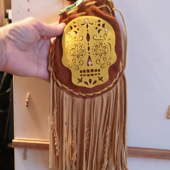 Buck skin fringed leather sugar skull pouch - Picture 4 of 5